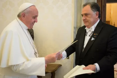 El Papa dijo que  tendrá como prioridad visitar la Argentina entre 2015 y 2016