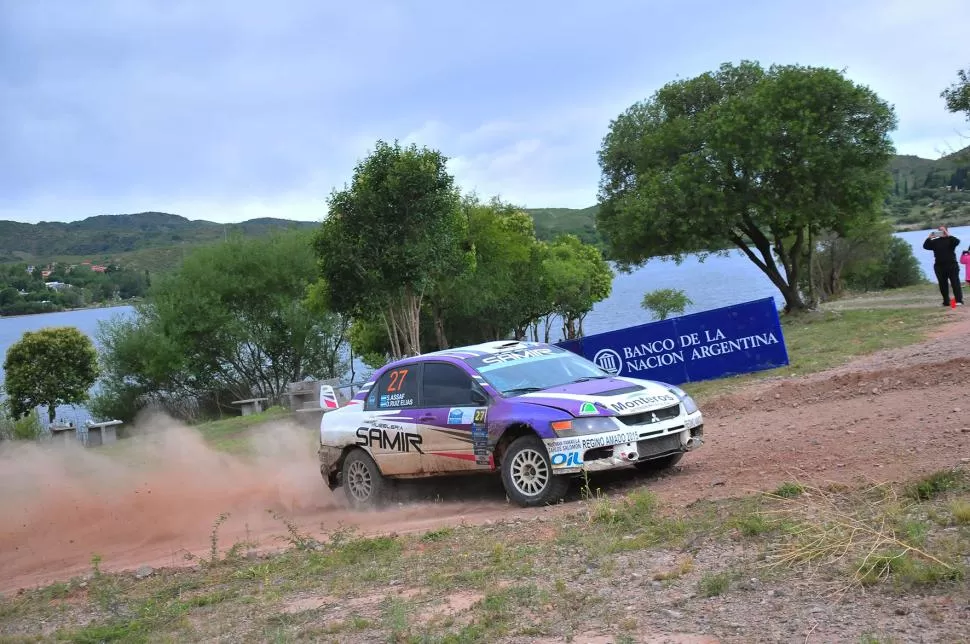 UN MONTERIZO DECIDIDO. Samir Assaf, con sus 18 años, ya tiene ganado un lugar promisorio en el rally nacional. Con su Mitsubishi estuvo cerca del título 2014. foto de marcelino mercado / diario rally