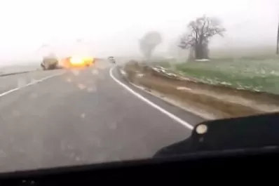 Roban una iglesia y los parte un rayo