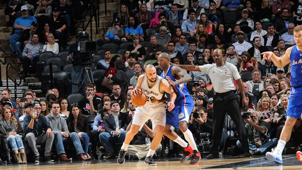 DESTACADO. Ginóbili la rompió en el triunfo de los Spurs. FOTO TOMADA DE NBA.COM