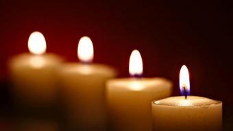 Cuatro velas ... desde Londres, muy FELIZ NAVIDAD!