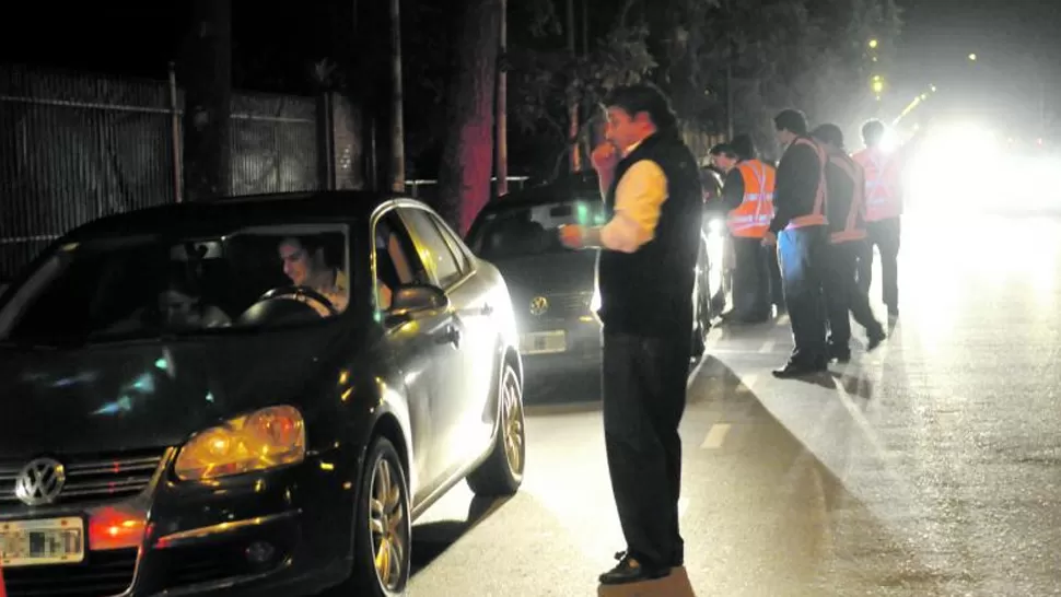 TOMÁ CONCIENCIA. Retendrán el auto a quienes no pasen los controles de alcoholemia. ARCHIVO LA GACETA
