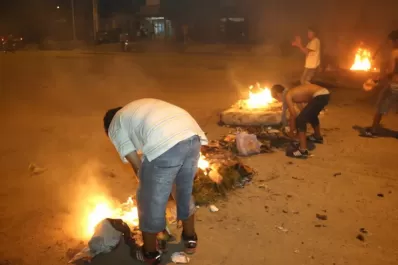 Quisieron quemar una Comisaría por el asesinato de dos mujeres