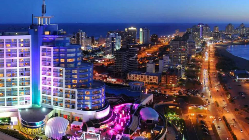 ENTRETENIMIENTO. La madre del niño se fue a bailar a un bar de la zona de la rambla. FOTO ARCHIVO