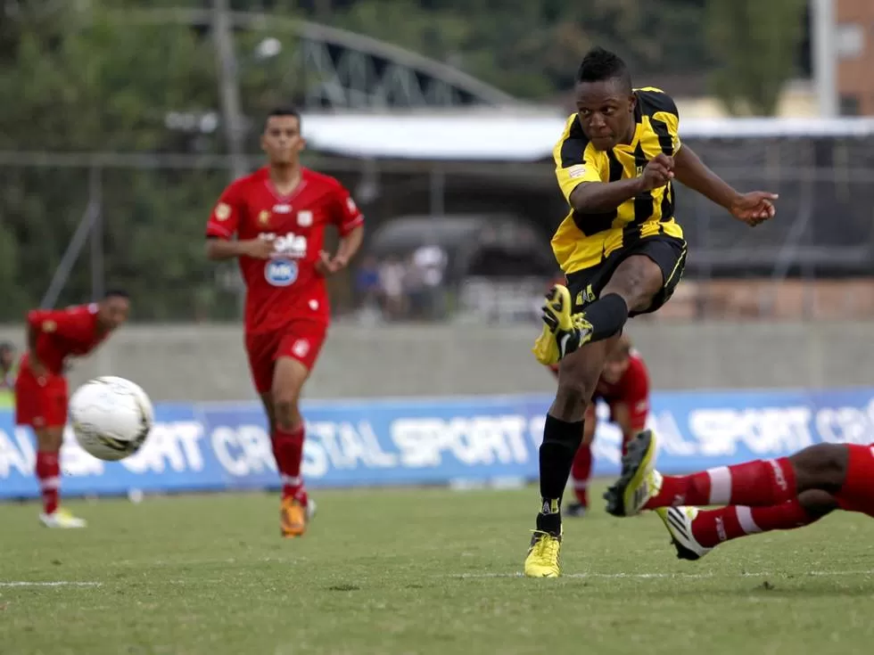 POCO PROBABLE. Las chances de que Palomeque llegue a Atlético son escasas. FOTO DE peskingsedition.freeforums.org