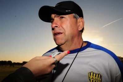 Se depuró la lista de los candidatos a DT de San Martín