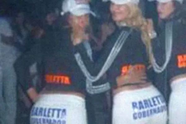 Candidato a gobernador de Santa Fe desmiente usar mujeres voluptuosas en su campaña