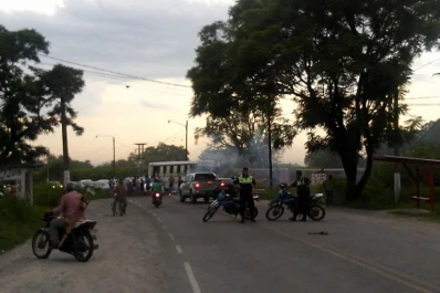 Una protesta en Villa Carmela complicó el tránsito en la ruta 315