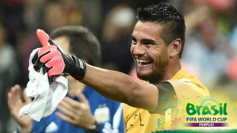 GRANDE, CHIQUITO! Sergio Romero tuvo una buena actuación en el MUndial de Brasil.
FOTO TOMADA DE www.ferplei.com