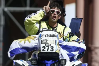 Rally Dakar 2015: el dramático rescate de un piloto al borde de la muerte