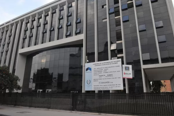 Cada empleado le costará a la Legislatura $ 19.000 por mes