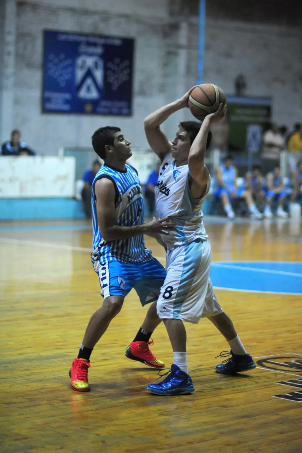 LÍDER DEL ATAQUE. Cristian Soria anotó 30 puntos ante el líder, Salta Basket. LA GACETA / FOTO DE DIEGO ARÁOZ (ARCHIVO)