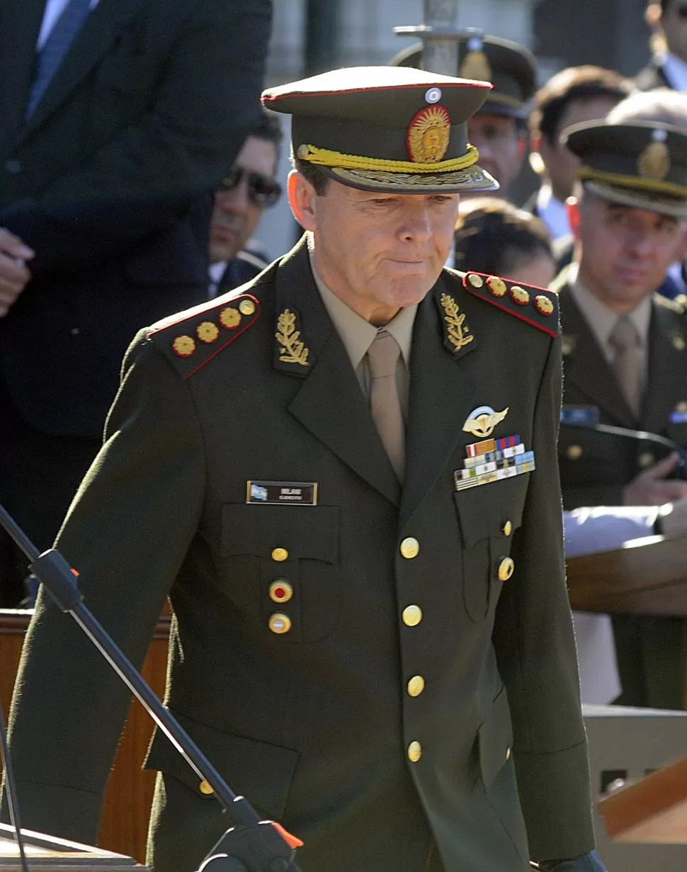 PENDIENTE. Sobre el jefe del Ejército pesa un pedido de declaración indagatoria formulado por un fiscal federal. dyn 