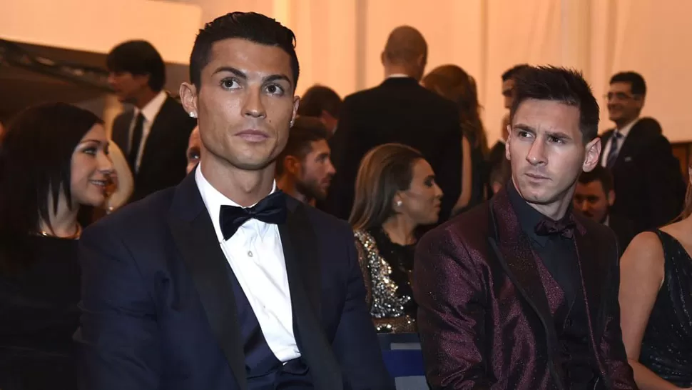 MIRONES. Messi y Cristiano, con la mirada fija. FOTO TOMADA DE NOS.NL