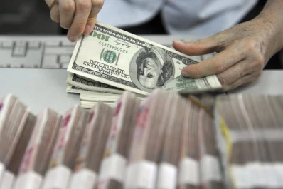 Como el Real escasea en Tucumán, conviene llevar a Brasil “dólar ahorro” en vez de viajar con pesos