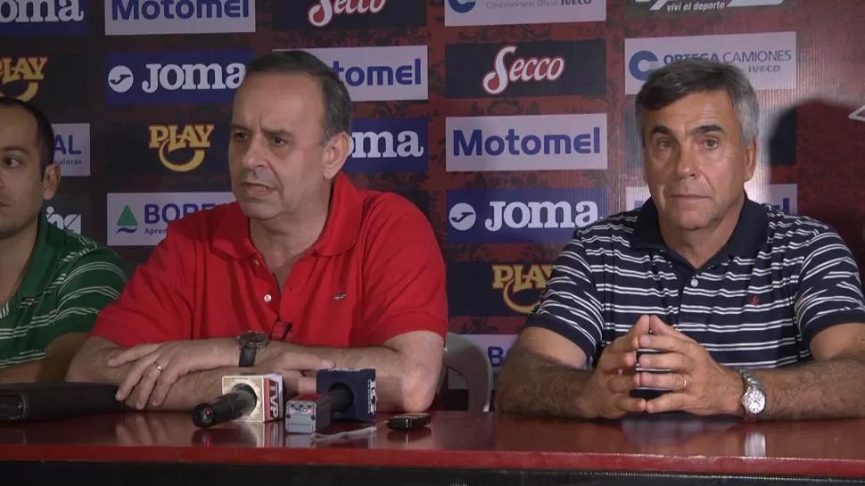 TIRAR PARA EL MISMO LADO. El presidente Oscar Mirkin junto al flamante entrenador, Darío Tempesta, partes fundamentales de estructuras que deberán complementarse: la dirigencial y la futbolística. LA GACETA / FOTO DE DANIEL FERNANDEZ