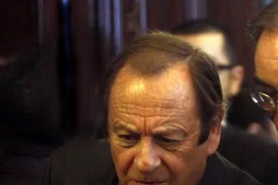 El juez afirma que Nisman incurrió en irregularidades