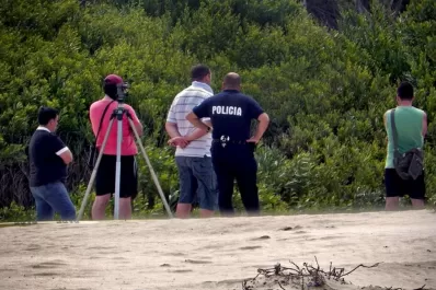 Buscan en la arena el cuchillo con el que mataron a Lola
