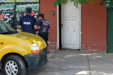 Una beba de ocho días murió ahogada en una pileta de lona