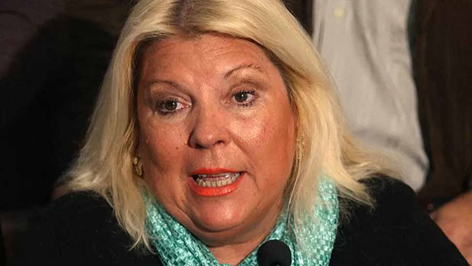 INDIGNADA. Carrió dijo que está en juego la democracia. 