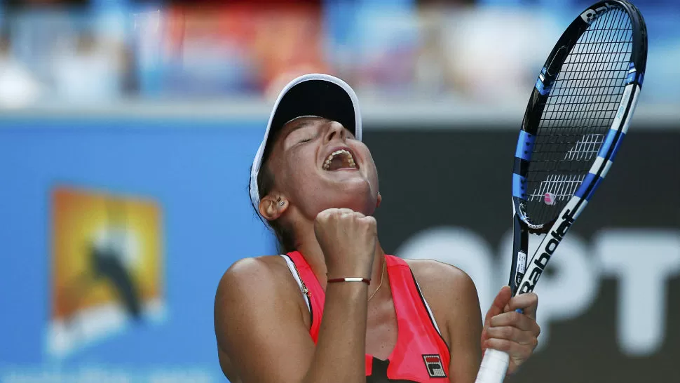 GRAN GOLPE- La rumana Irina Camelia-Begu dejó afuere en primera ronda a la alemana Kerber.
FOTO DE REUTERS