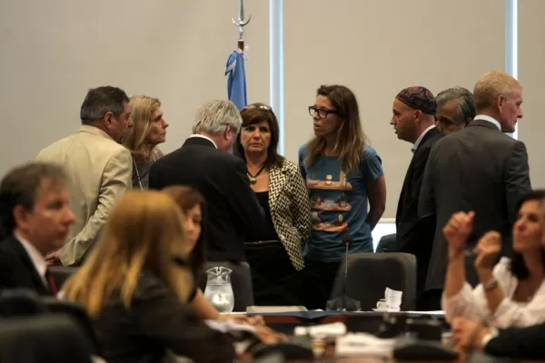 La oposición teme que se pierdan las pruebas