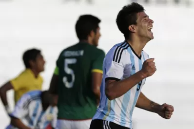 Con dos goles de Simeone y otro de Cardozo, Argentina le ganó a Bolivia