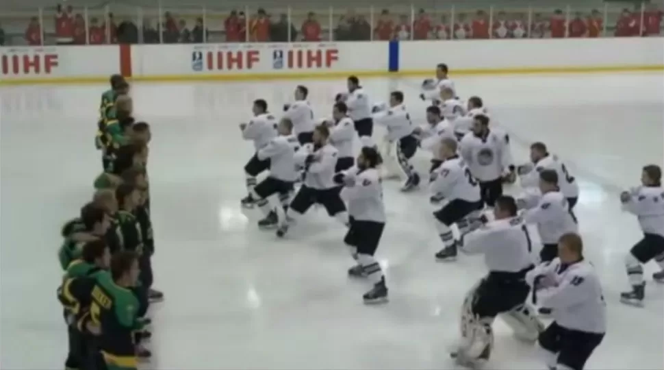 La Selección de hockey sobre hielo de Nueva Zelanda también hace el haka