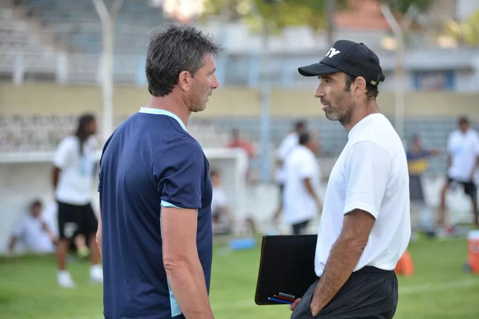 EL ÚLTIMO ESFUERZO. Juan Manuel Azconzábal le pidió eso a los dirigentes. foto de carlos maria vergara / la gaceta salta