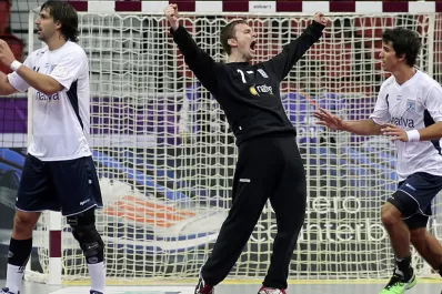 Los Gladiadores vencieron a Rusia y se metieron en octavos del Mundial