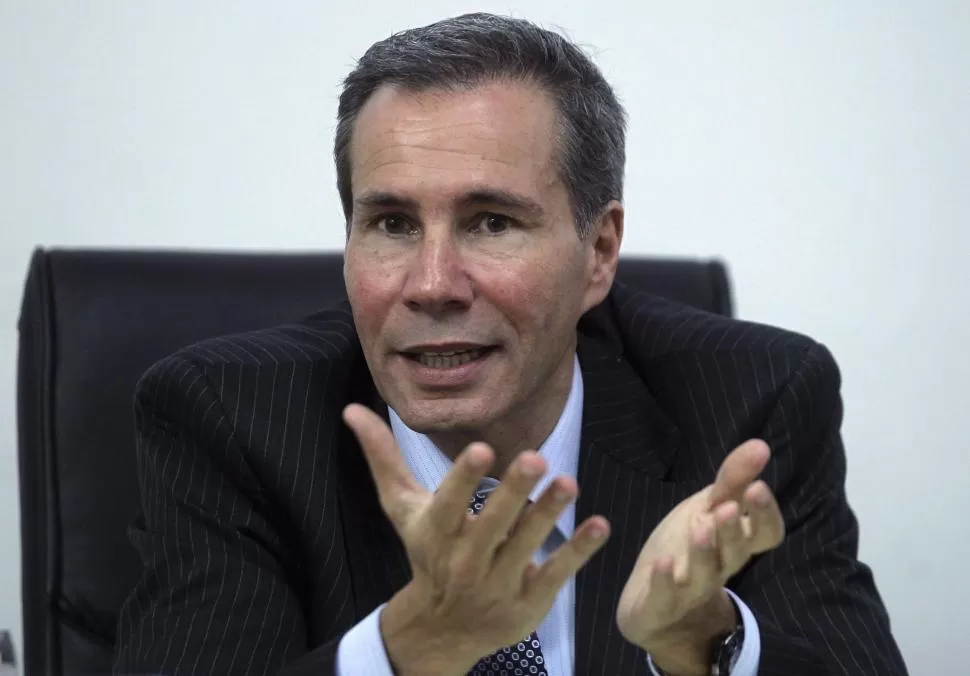 SOSPECHAS. Nisman, antes de morir, defendió su hipótesis ante las cámaras. 