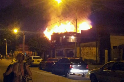 Se incendió una casa en Las Piedras al 2.400