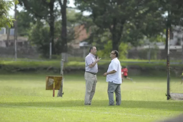 La tragedia opacó una mañana a pleno fútbol