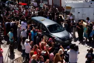 Entre aplausos y pedidos de justicia, dieron el último adiós a Alberto Nisman