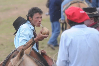 La Ciénaga se enfiesta al ritmo criollo del yerbiao