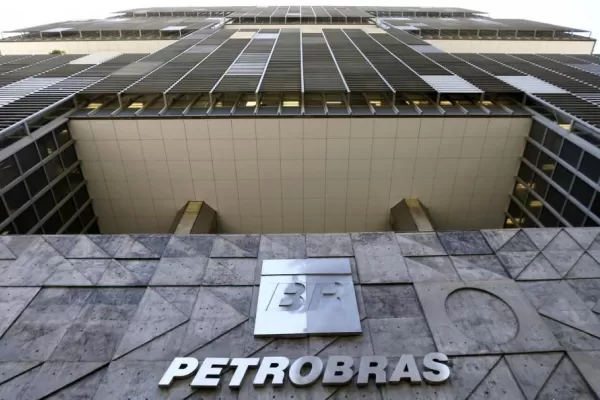 El escándalo de corrupción en Petrobras hunde a la Bolsa brasileña