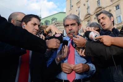 Aníbal Fernández dice ser uno de los dueños de la cuenta de Casa Rosada