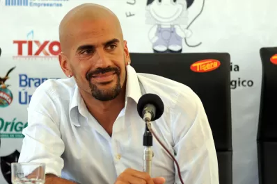 Verón: el Gobierno podría invertir dinero de FPT en colegios y hospitales