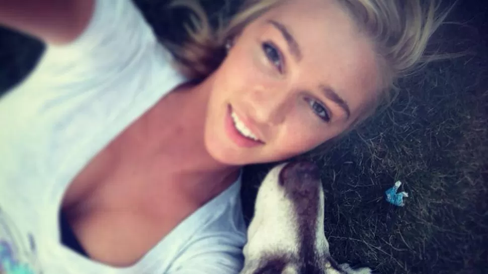 ATRAPADA.  Kendra Sunderland, de 19 años, fue arrestada. 