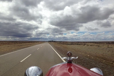 Y el viejo Ford A de los tucumanos llegó al fin del mundo
