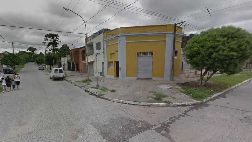 GOLPE COMANDO. Los investigadores sospechan que los delincuentes conocían los movimientos del comerciante. FOTO TOMADA DE MAPS.GOOGLE.COM