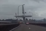 Al menos 25 muertos al estrellarse un avión de TransAsia en Taiwán