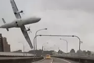 Videos del momento del accidente del avión en Taiwan