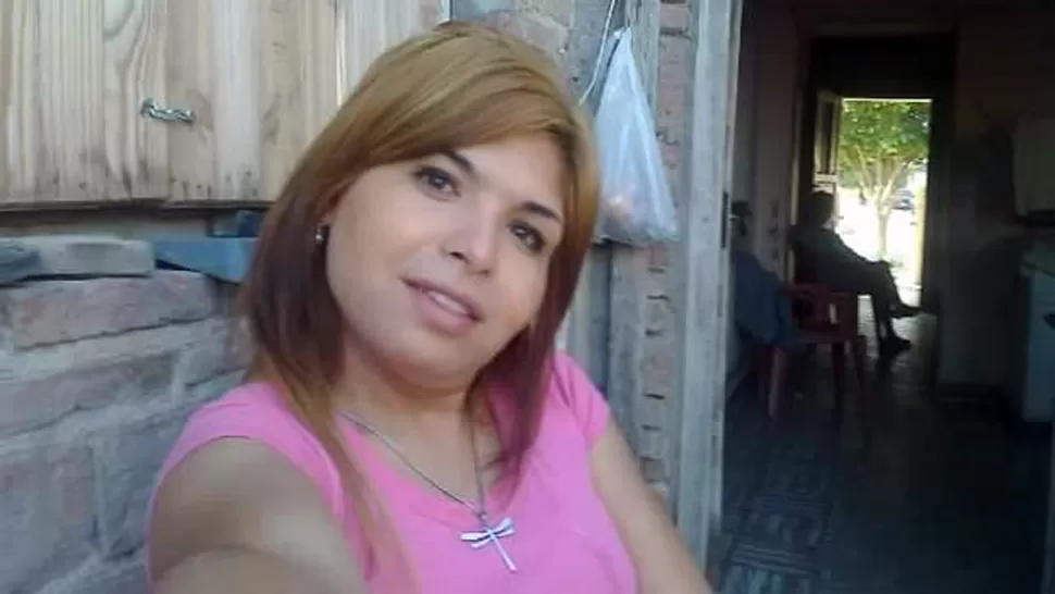 PAMELA MORENO. La travesti fue atropellada por la camioneta del ex policía. FOTO TOMADA DE DIARIOPANORAMA.COM.AR