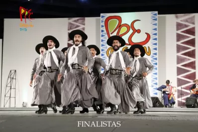 El grupo El Arriero fue Revelación en Cosquín