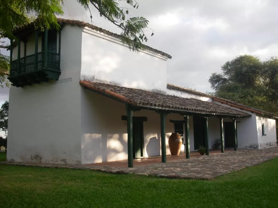 POSTA DE YATASTO. El histórico edificio del siglo XVIII, hoy monumento nacional, integraba la antigua hacienda del coronel Vicente Toledo Pimentel. Era la principal posta entre Tucumán y Salta. la gaceta / archivo