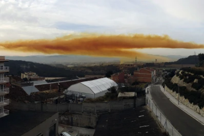 Explosión y nube tóxica tras un incendio en una planta química