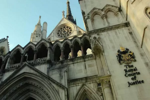 La Justicia británica ordenó liberar los fondos retenidos por Griesa