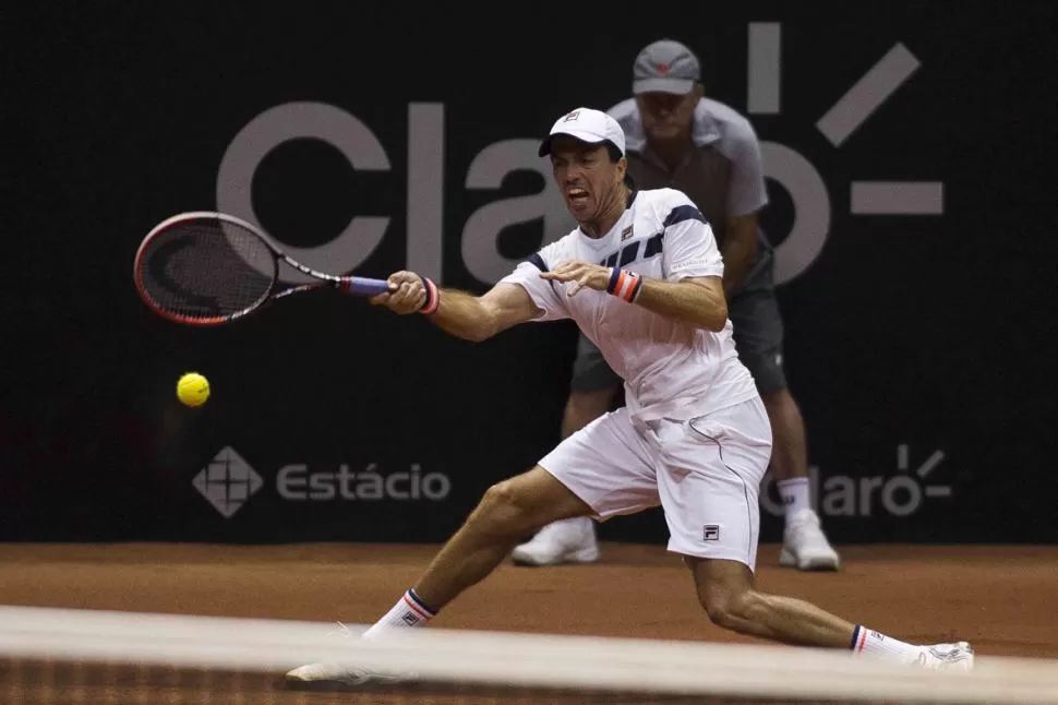 ESFUERZO. Berlocq empezó ganando el primer set, pero Giraldo lo dio vuelta. brasilopen.com