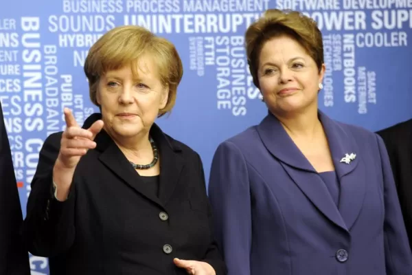 Merkel ratifica su alianza con Rousseff